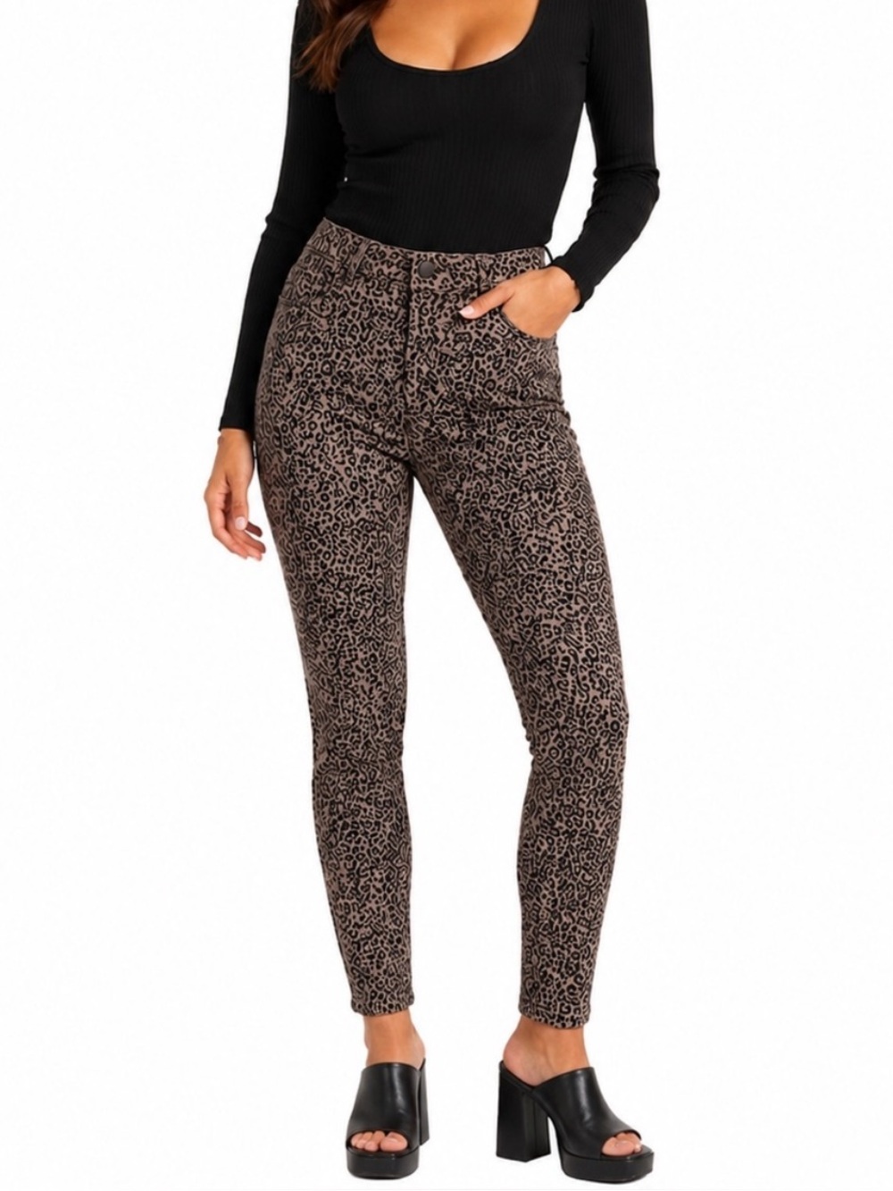Seven7 Leopard Print Skinny Jeans - Women’s 6